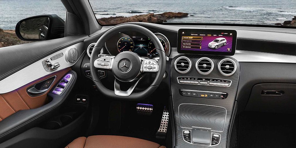 Mercedes-Benz презентовал обновленный кроссовер GLC
