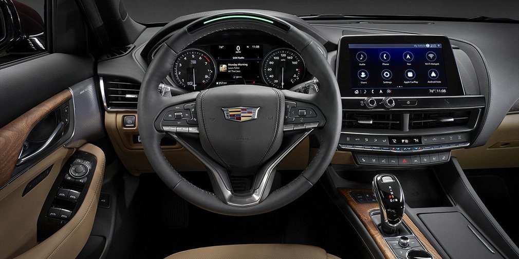 Новый седан Cadillac CT5 представлен официально