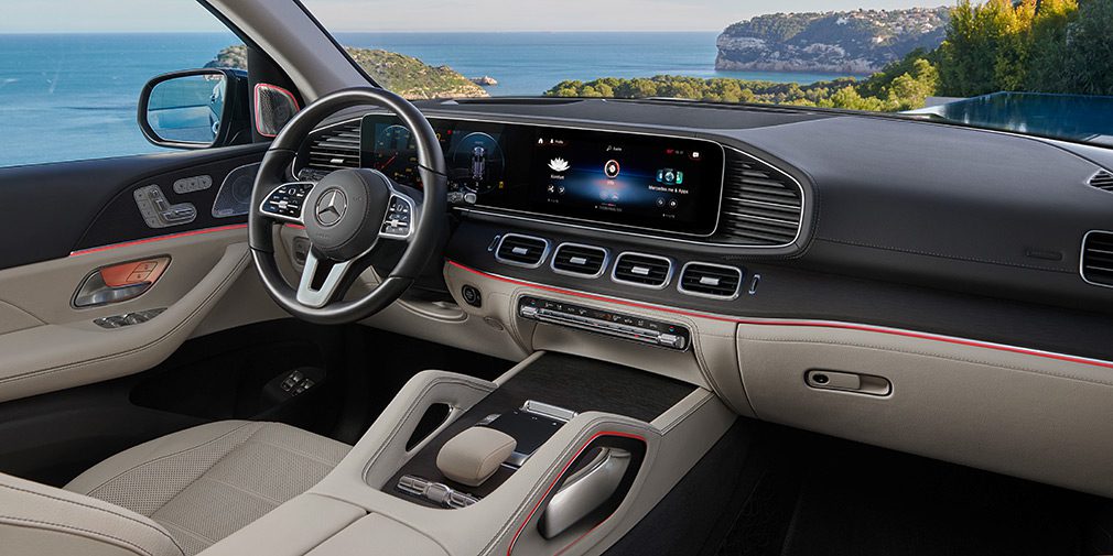 Mercedes-Benz представил новое поколение внедорожника GLS