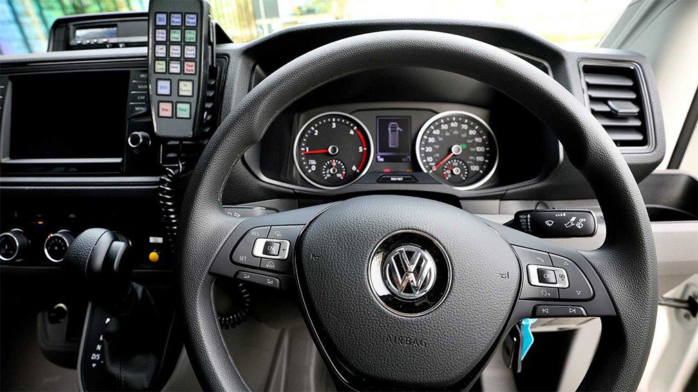 Volkswagen показал полицейский фургон Crafter для борьбы с беспорядками