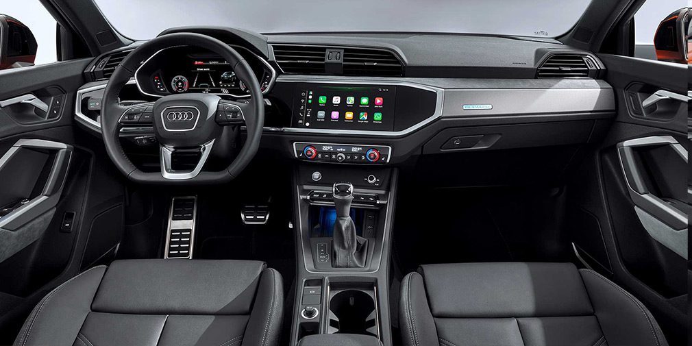 Audi озвучила цены на купе-кроссовер Q3 Sportback для России