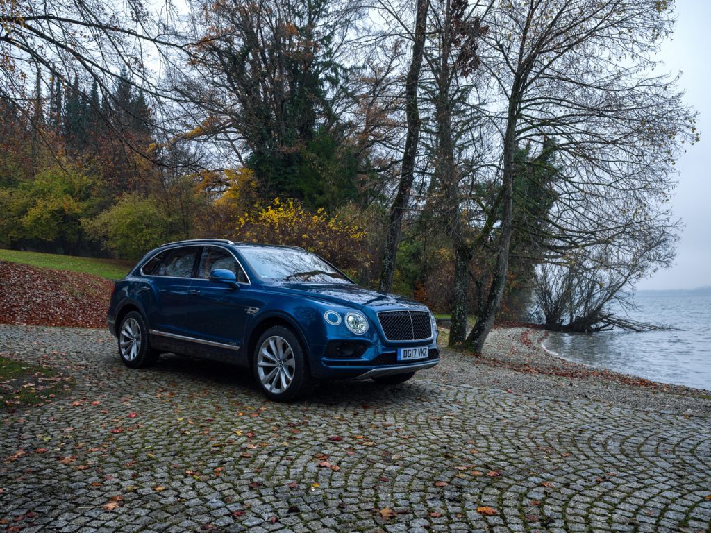 Bentley в России начала продажи спортивной версии Bentayga с V8