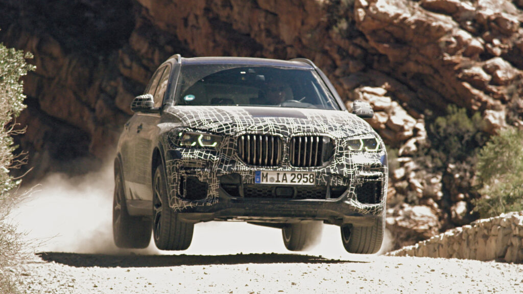BMW показала BMW X5 нового поколения на фото и видео‍