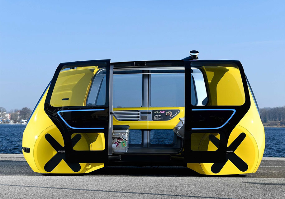 Прототип Volkswagen без руля и педалей стал школьным автобусом