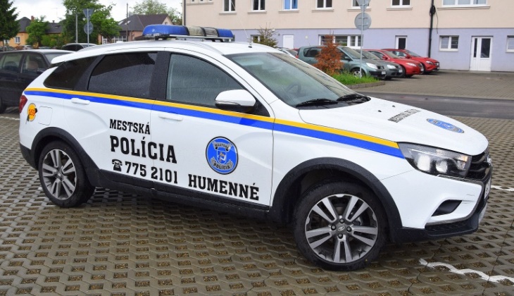 Отечественная LADA Vesta поступила на службу в полицию Словакии