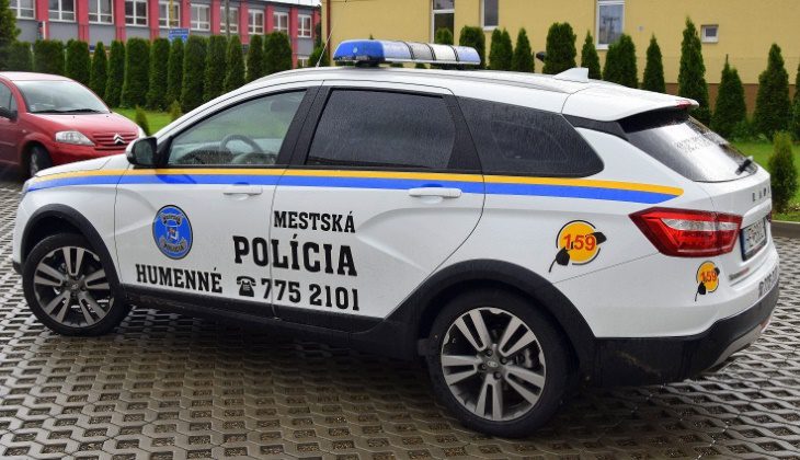 Отечественная LADA Vesta поступила на службу в полицию Словакии