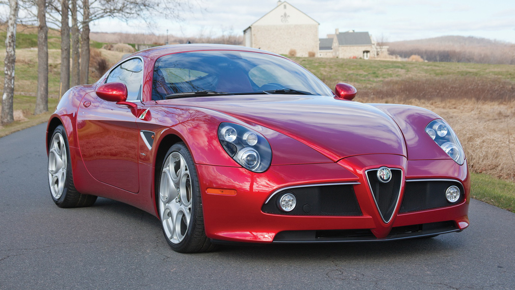 Очень редкий Alfa Romeo 8C Competiziones будет выставлен на продажу