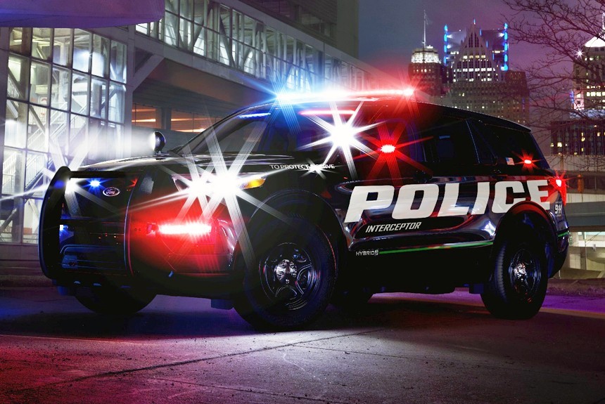 Новый кроссовер Ford Explorer превратили в полицейскую машину‍