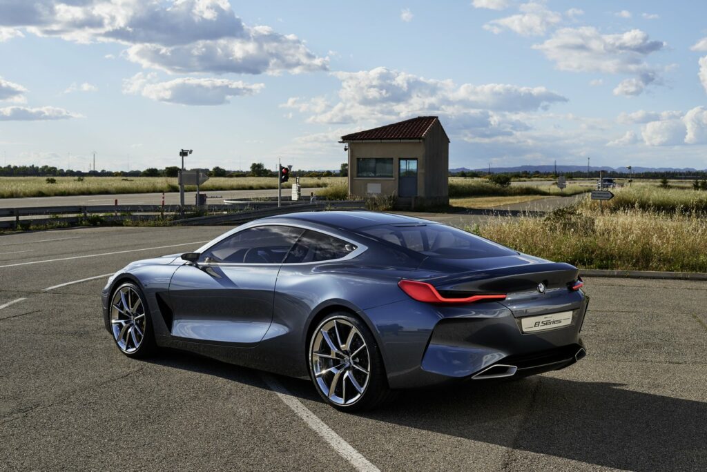 Выпуск купе BMW 8-Series стартует в 2018 году