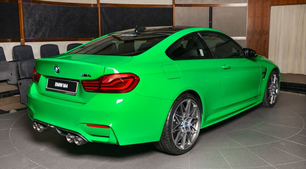 В Дубае продают новый BMW M4 по прозвищу «лягушонок»