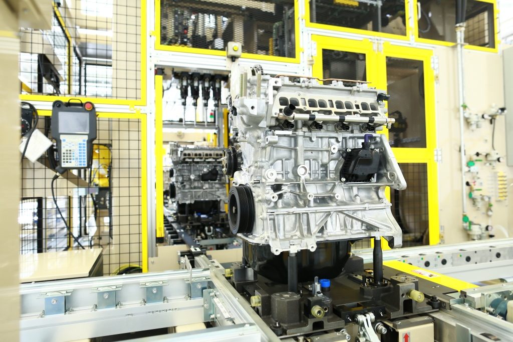 Mazda во Владивостоке открыла новый завод по выпуску двигателей