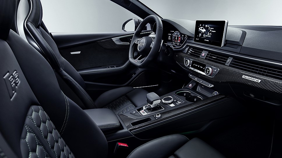 Audi официально представила новый Audi RS 5 Sportback