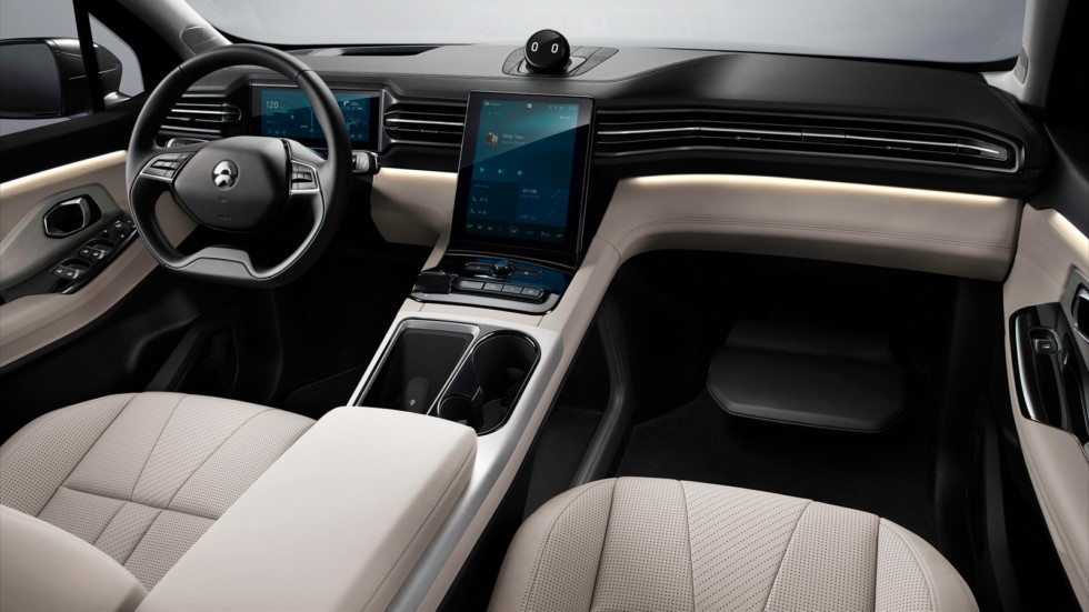Стартовали «живые» продажи конкурента Tesla Model X в лице Nio ES8