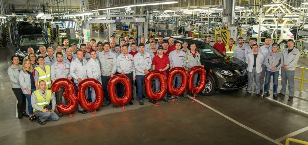 На заводе Nissan в Петербурге выпущен 300-тысячный автомобиль‍
