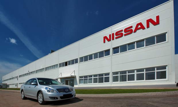 Завод Nissan в Санкт-Петербурге начал работу в две смены