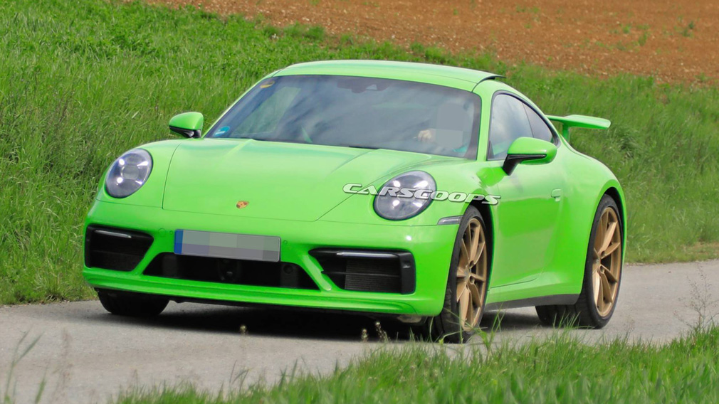 Porsche тестирует таинственный прототип Porsche 992