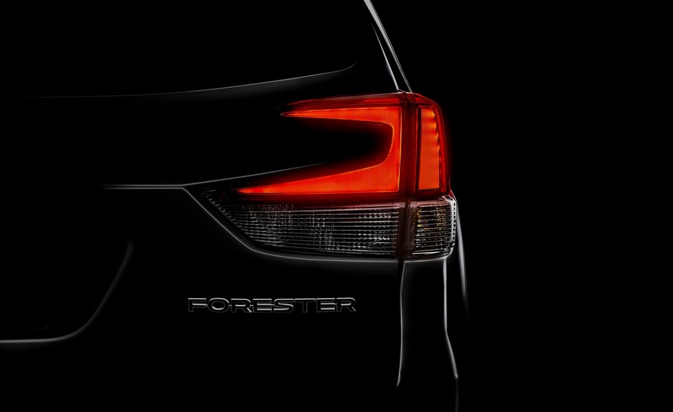 Subaru показала первое изображение нового кроссовера Forester