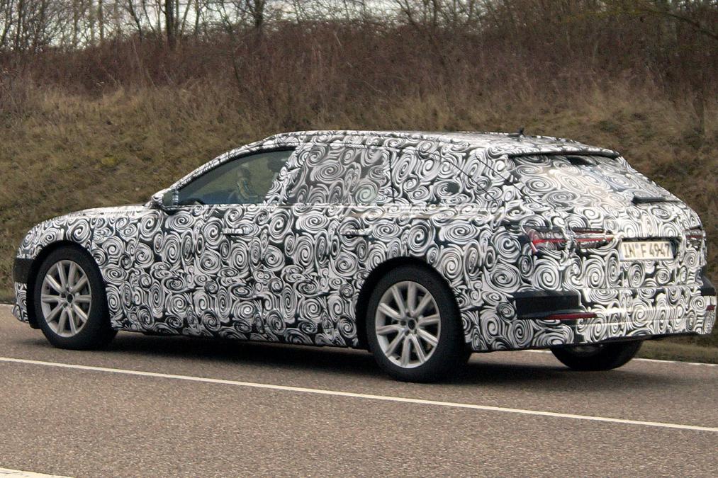 Универсал Audi A6 Avant нового поколения замечен на тестах