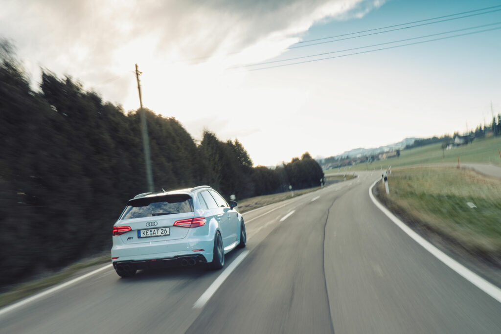 Тюнинг-ателье ABT Sportsline представило 500-сильный Audi RS3 Sportback