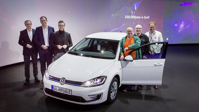 Volkswagen продал 100-тысячный электрический e-Golf