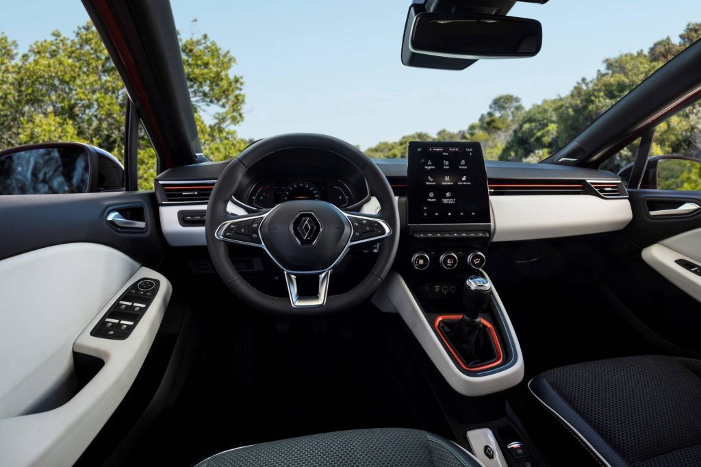 Renault анонсировал скорый старт продаж нового Renault Clio