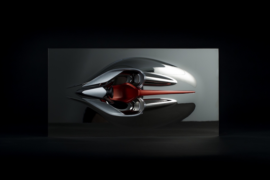 «Бесценную» статуэтку подарит McLaren владельцам быстрейшего суперкара GT
