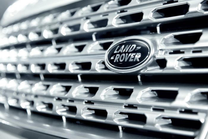 История одного автомобиля: Land Rover