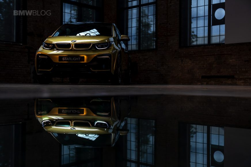 Модели BMW i3 и BMW i8 получили золотое напыление