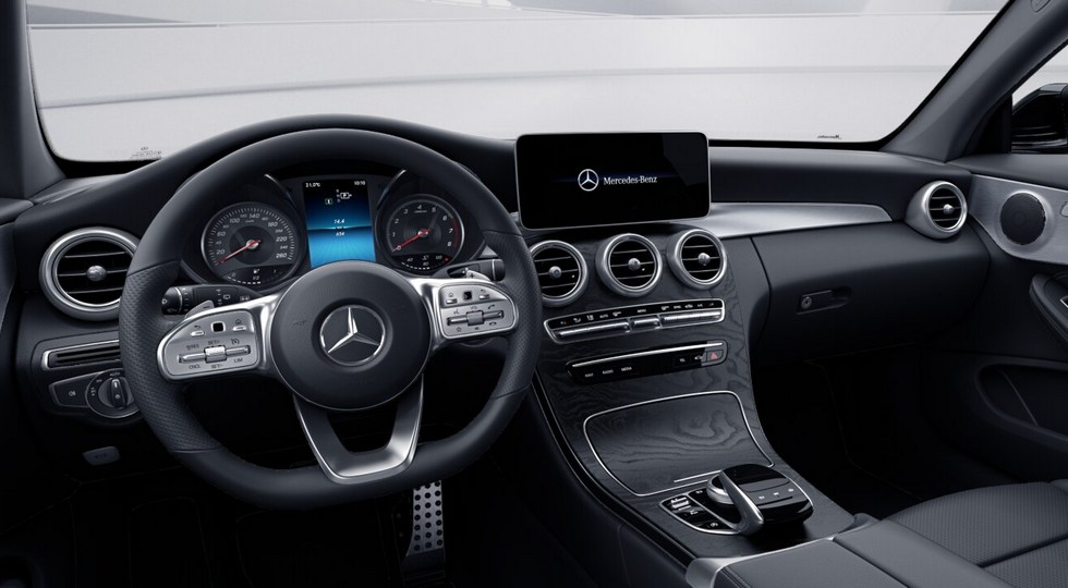 Названы цены на рестайлинговый Mercedes-Benz C-Class для России