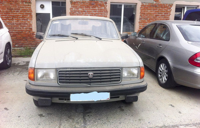 В Тюмени выставили на продажу ГАЗ-31029 «Волгу» без пробега за 1 млн рублей