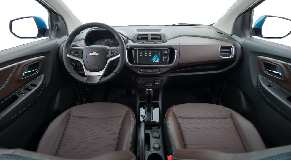 Chevrolet представила стандартный обновленный компактвэн Spin