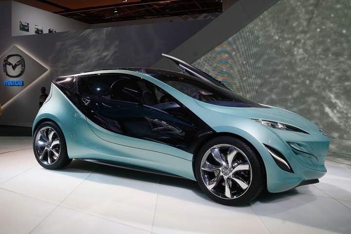 Первый электромобиль Mazda появится уже в 2020 году