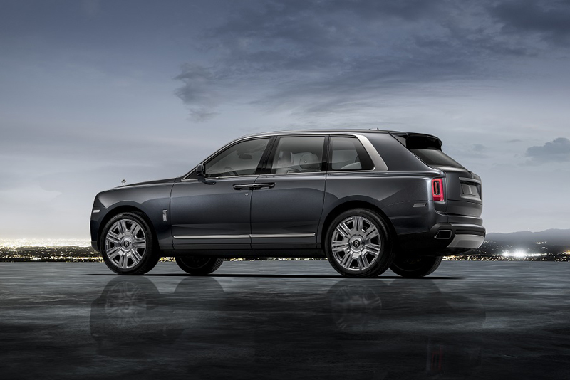 В РФ представили новый роскошный внедорожник Rolls-Royce Cullinan‍