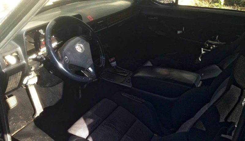 «Волгу» на базе Lexus GS300 продают за 800 тысяч рублей