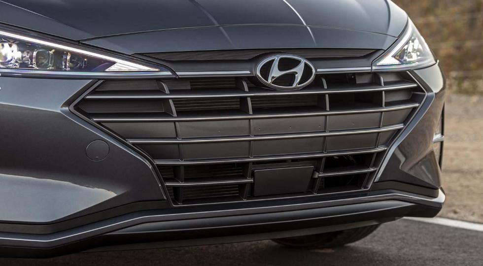 Hyundai презентовала обновленную версию седана Elantra‍