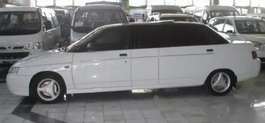 В Сети показали лимузин «Консул» от АвтоВАЗа