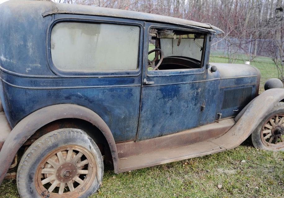 Уникальный 90-летний Marmon Model L 1927 года нашли в гараже в США