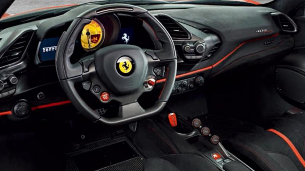У спорткара Ferrari 488 GTB появится хардкорная версия Pista