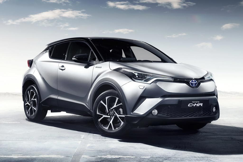 Toyota в 2018 году выведет на рынок РФ новый Camry‍ и кроссовер C-HR