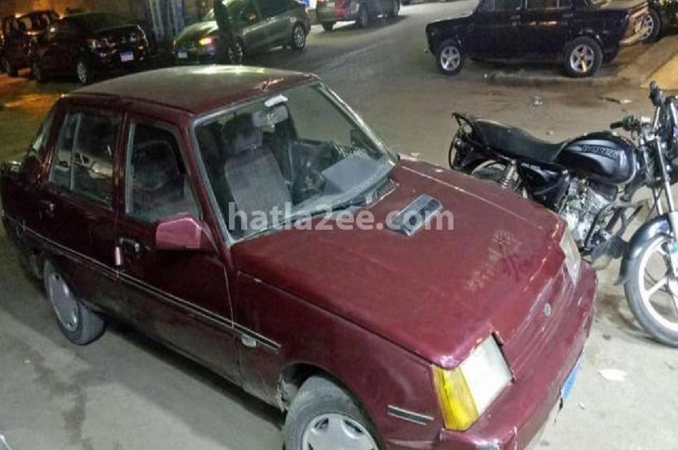Битый ЗАЗ Славута без пробега выставлен на продажу в Египте