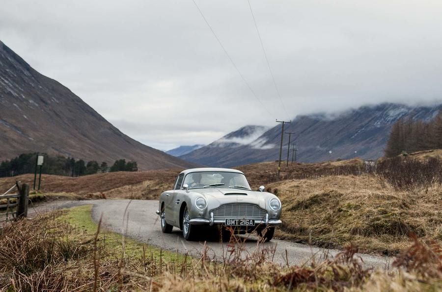 Aston Martin сделает 25 спорткаров DB5 из фильма о Джеймсе Бонде