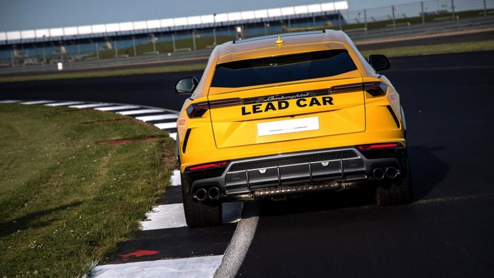 Lamborghini выпустит кроссовер Urus на гоночную трассу