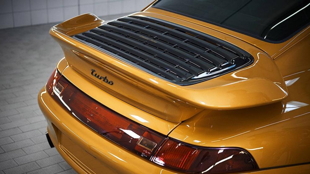 Уникальный спорткар Porsche 911 Project Gold продали за 205 млн рублей