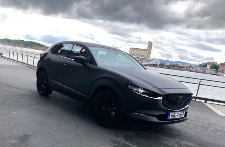Первая электрическая Mazda замечена на улицах Норвегии