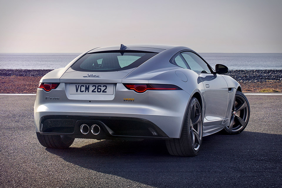 Jaguar в названия спорткаров F-Type добавил мощность моторов‍