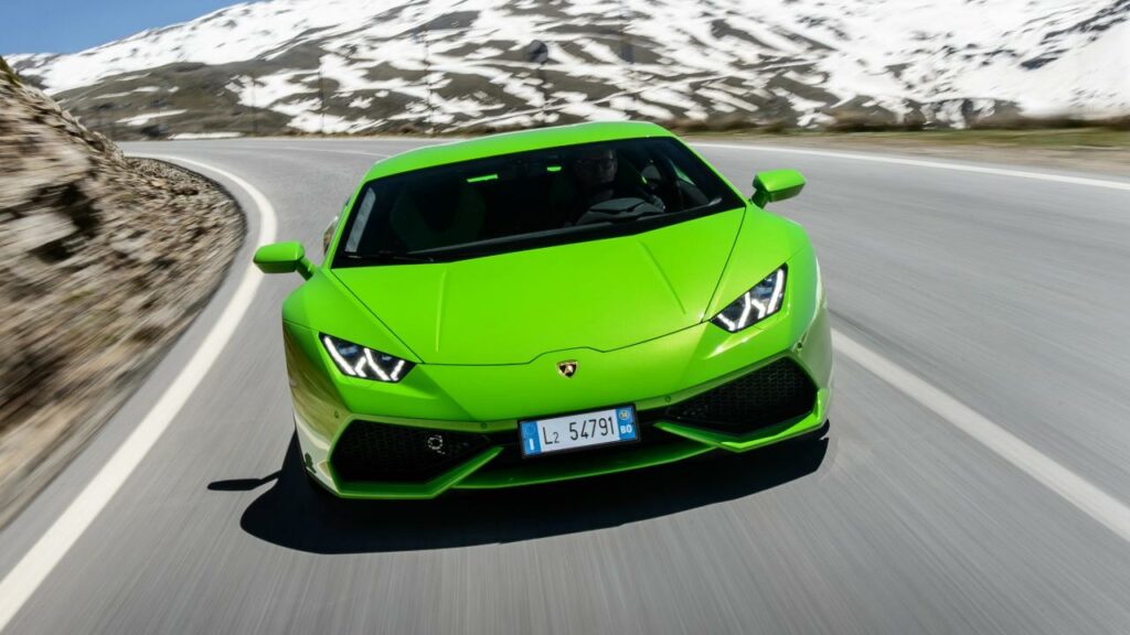Первый гибридный суперкар Lamborghini Huracan появится в 2022 году