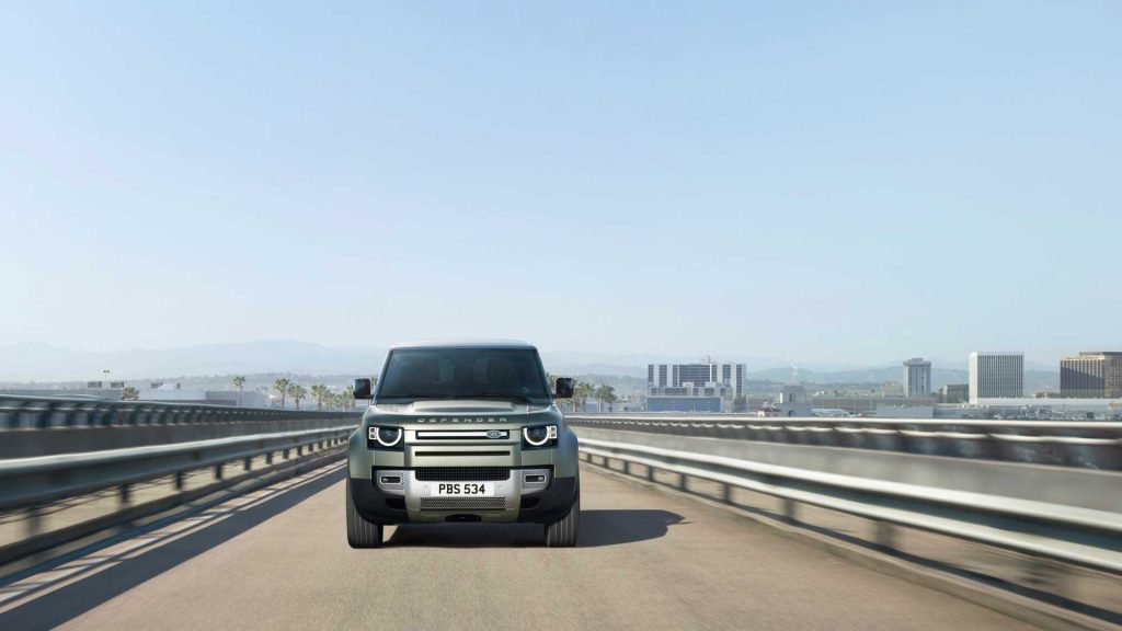 «Заряженный» Land Rover Defender получит 500-сильный мотор BMW