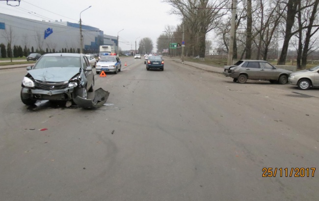 21-летний водитель «ВАЗа» пострадал в ДТП с Рено Сандеро в Курске