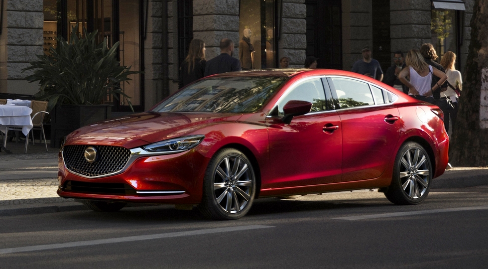 В России начали выпускать обновленный седан Mazda 6
