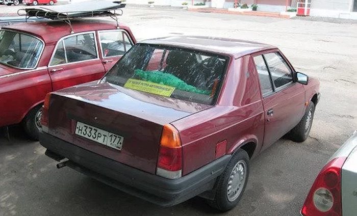 В Москве продают редкое купе «Москвич Дуэт-2» почти за 600 тыс. рублей